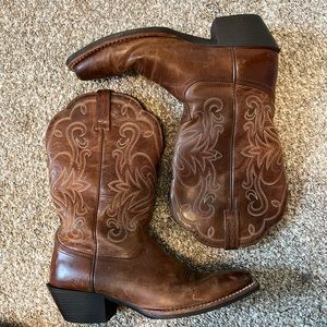 Ariat women’s legend wester boot